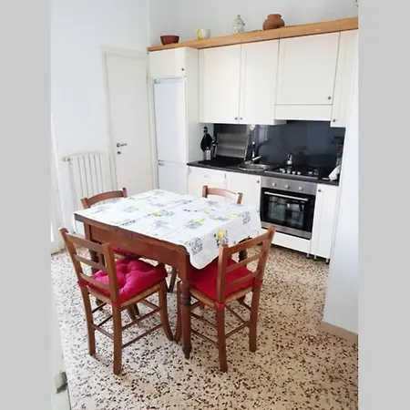 Apartment Tra Il Parco E Il Mare Livorno