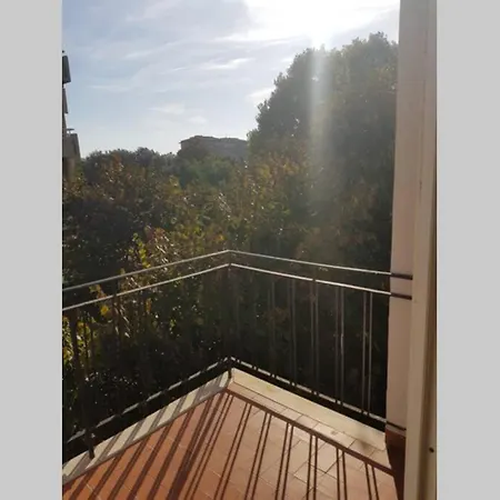 Tra Il Parco E Il Mare
